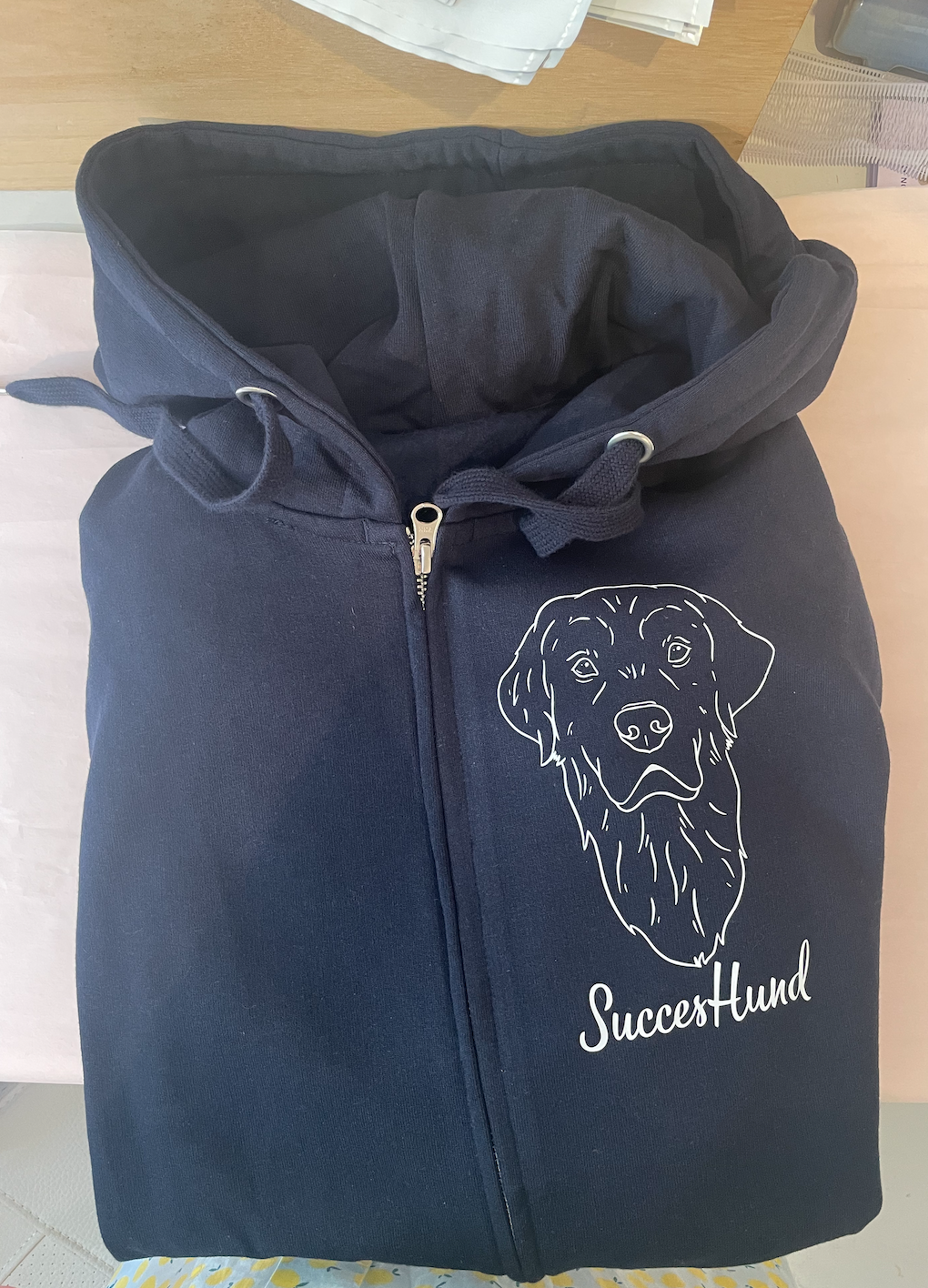 Din hund på cardigan